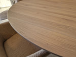 Eik Interieurtafel Rond Dia 135cm Naturel Verjongd met wit metalen Spider-Poot
