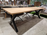 Eik Interieurtafel Rechthoek 240 x 90cm Naturel Verjongd met zwart metalen X-Poten