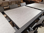 Alu Tuintafel Uitschuifbaar Lissabon Charcoal Mat 220-330 cm x 106 cm - Top Keramiek op glas Licht Grijs