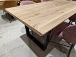 Eik interieurtafel Rechthoekig 260 x 100cm Naturel Afgeschuind - U-Poot Zwart Metaal