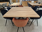 Eik interieurtafel Vierkant 140 x 140cm Boomstam - Spider Poot Zwart Metaal
